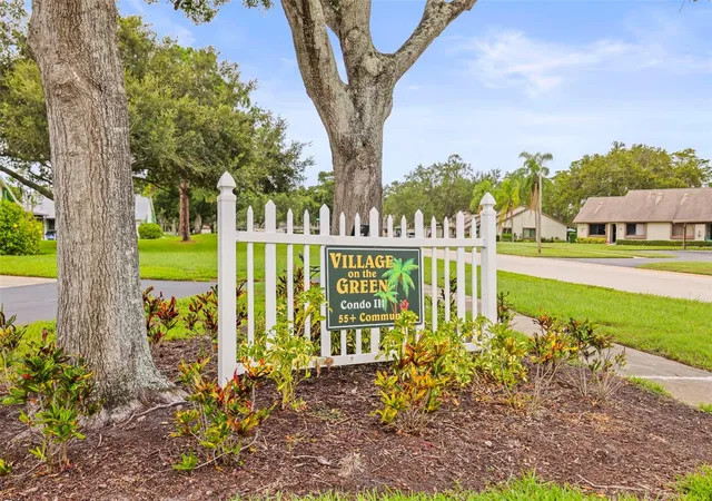 3rd image of 2556 Royal Pines Cir #13-C, Clearwater, FL 33763 | MLS# TB8529554