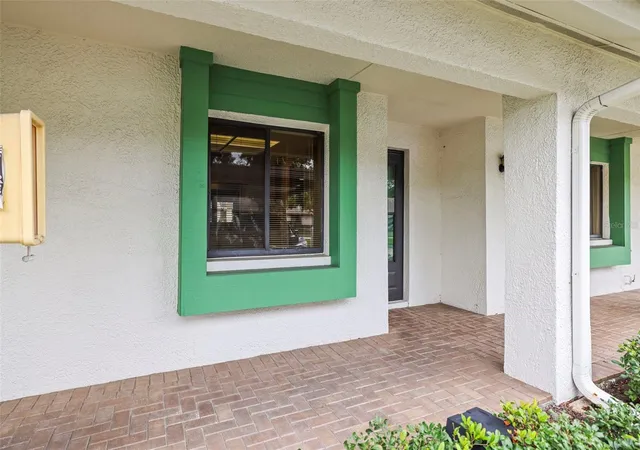 4th image of 2556 Royal Pines Cir #13-C, Clearwater, FL 33763 | MLS# TB8529554