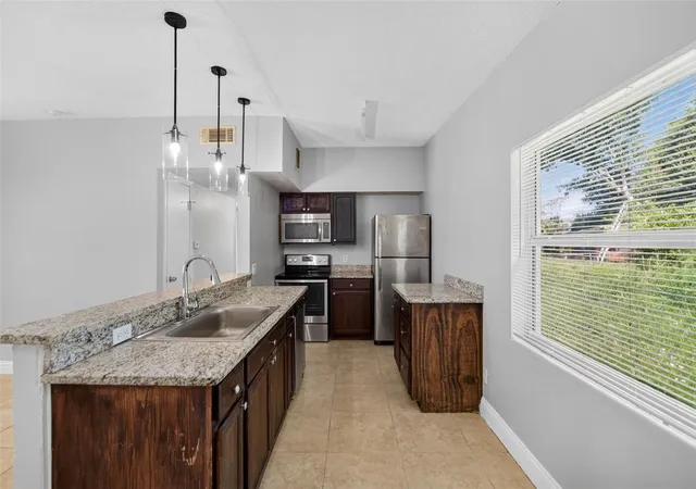 Photo 4 of Single family home for sale at 4001 Monarch Dr, Orlando, FL 32812 | MLS# O6425434 | Listing updated on 2026-08-11