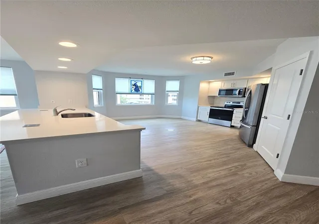 5th image of 960 Starkey Rd, LARGO, FL 33771