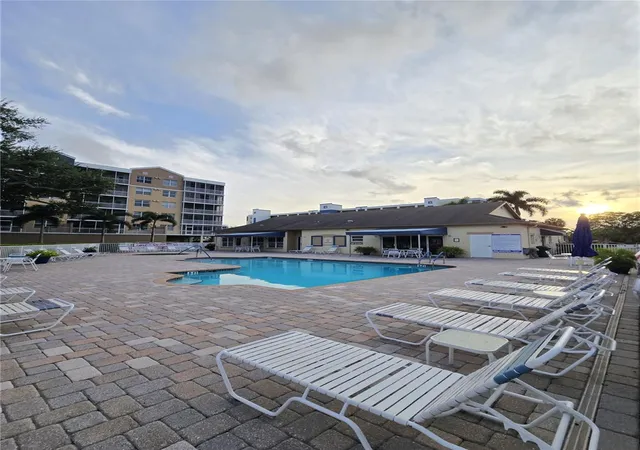 2nd image of 960 Starkey Rd, LARGO, FL 33771