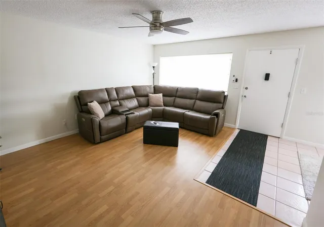 3rd image of 1235 S Highland Ave #4-306, Clearwater, FL 33756 | MLS# TB8529651