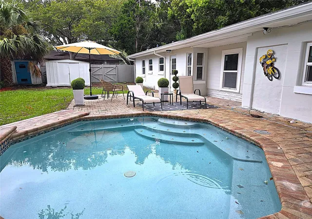 1st image of 264 14th St Nw, Largo, FL 33770 | MLS# TB8529683