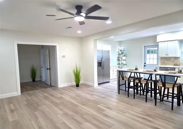 5th image of 264 14Th St Nw, Largo, FL 33770 | MLS# TB8529683
