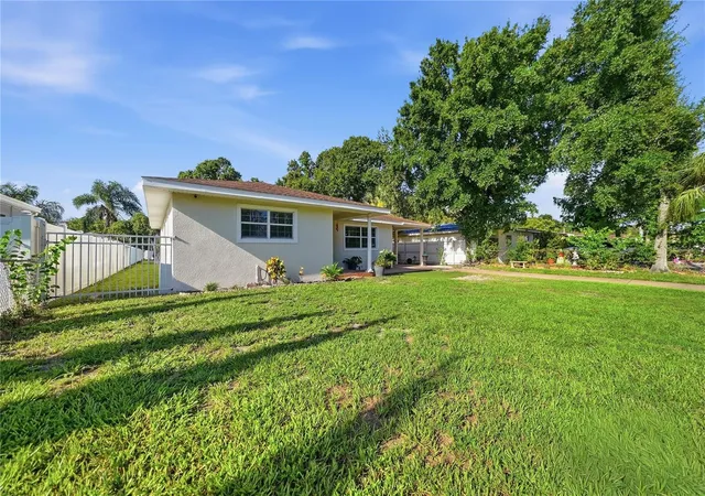 Photo 3 of Single family home for sale at 3006 W Saint Conrad St, Tampa, FL 33607 | MLS# TB8529684 | Listing updated on 2026-08-18