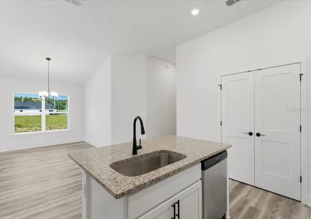 5th image of 13658 Nw 150Th Cir, Alachua, FL 32615 | MLS# GC542004