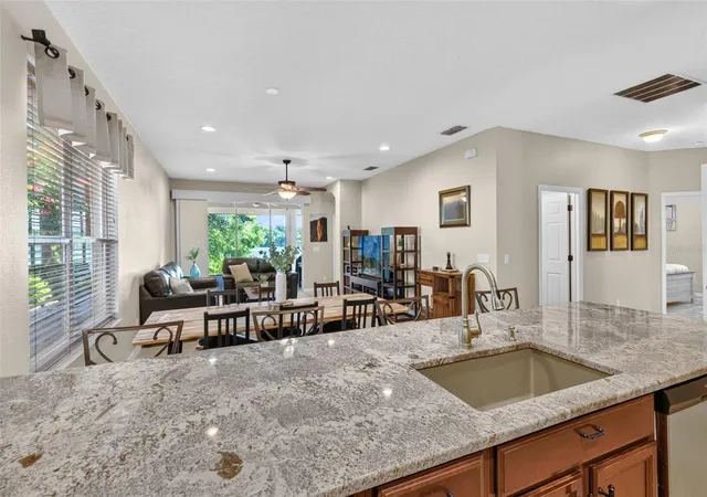 5th image of 2564 Morning Star Pl, Oviedo, FL 32765 | MLS# O6425562