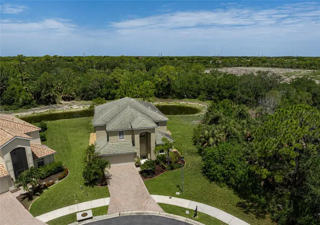 Photo 2 of Single family home for sale at 11691 Breadfruit Ln, Venice, FL 34292 | MLS# A4700175 | Listing updated on 2026-08-29