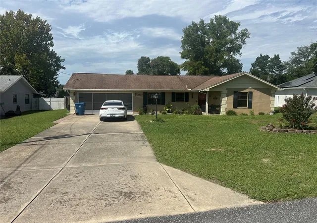 Photo 2 of Single family home for sale at 2283 Renton Ln, Spring Hill, FL 34609 | MLS# W7887697 | Listing updated on 2026-09-23