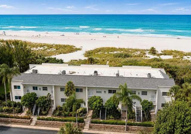 2nd image of 7001 Gulf Of Mexico Dr, Longboat Key, FL 34228