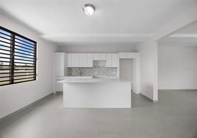 Photo 3 of Single family home for sale at 4 Rexville Van Scoy, Bayamon, PR 00957 | MLS# PR9122809 | Listing updated on 2026-09-01
