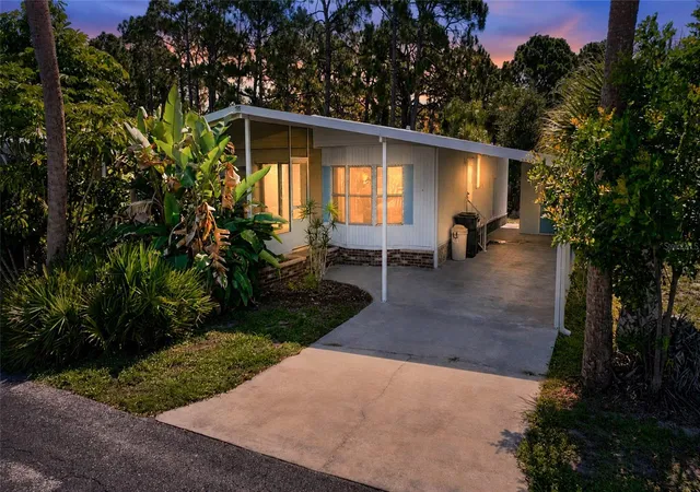 1st image of 195 S Fiji Cir, Englewood, FL 34223 | MLS# D6148105