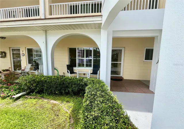 3rd image of 2223 Philippine Dr #9, Clearwater, FL 33763 | MLS# TB8529919