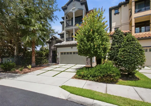 Photo 2 of Single family home for sale at 7689 Toscana Blvd, Orlando, FL 32819 | MLS# O6425733 | Listing updated on 2026-08-19