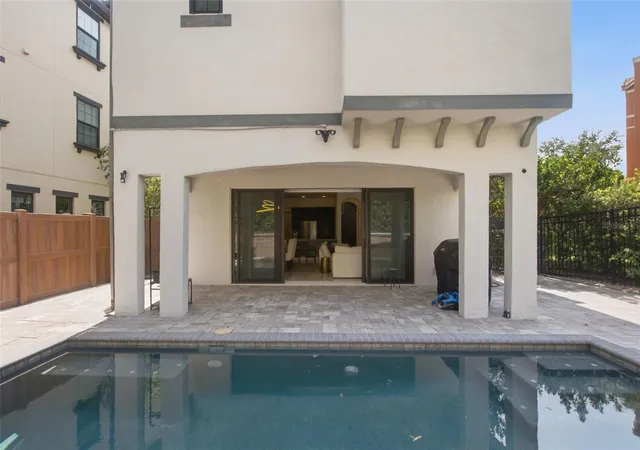 Photo 4 of Single family home for sale at 7689 Toscana Blvd, Orlando, FL 32819 | MLS# O6425733 | Listing updated on 2026-08-19