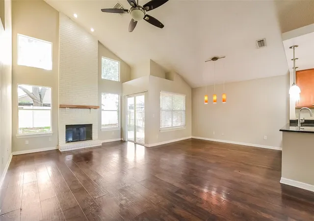 Photo 3 of Single family home for sale at 1347 Black Willow Trl, Altamonte Springs, FL 32714 | MLS# O6425843 | Listing updated on 2026-08-19