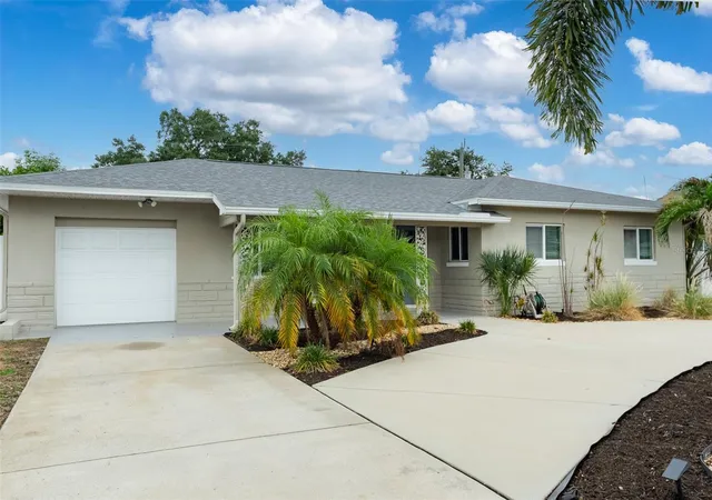 Photo 3 of Single family home for sale at 6355 23rd Avenue N, Saint Petersburg, FL 33710 | MLS# TB8530099 | Listing updated on 2026-10-23