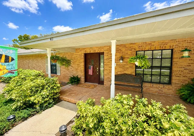 4th image of 411 Summit Chase Dr, Valrico, FL 33594 | MLS# TB8530174