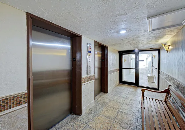 Photo 55 of Condo for sale at 633 Alhambra Rd #1006, Venice, FL 34285 | MLS# N6145049 | Listing updated on 2026-08-28