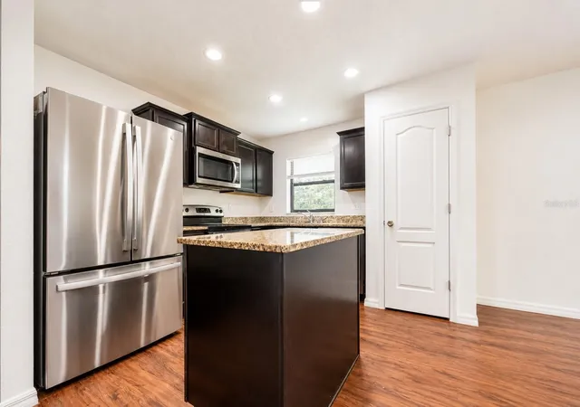 2nd image of 706 W Chelsea St, Deland, FL 32720 | MLS# OM728686