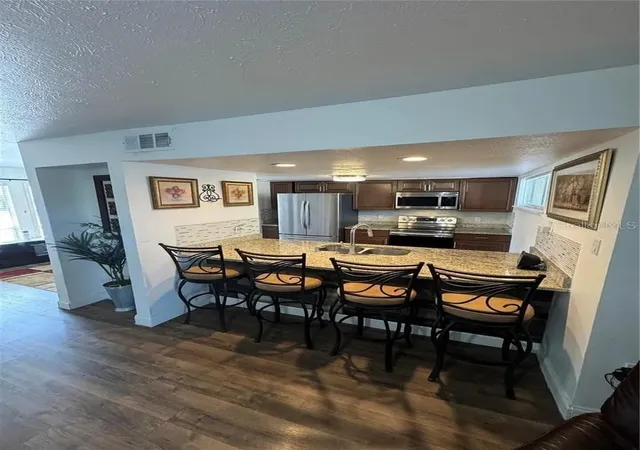 Photo 2 of Condo for sale at 1836 Warringwood Dr #B4, Orlando, FL 32839 | MLS# L4963584 | Listing updated on 2026-08-17