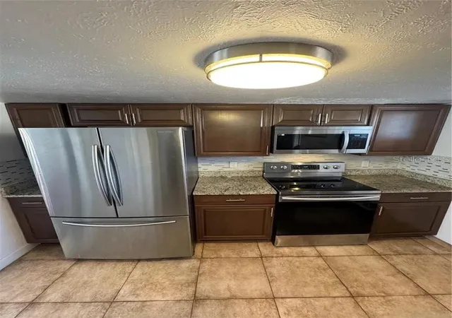 Photo 3 of Condo for sale at 1836 Warringwood Dr #B4, Orlando, FL 32839 | MLS# L4963584 | Listing updated on 2026-08-17