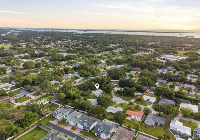 2nd image of 1920 Canadiana Ct, Dunedin, FL 34698 | MLS# TB8530269