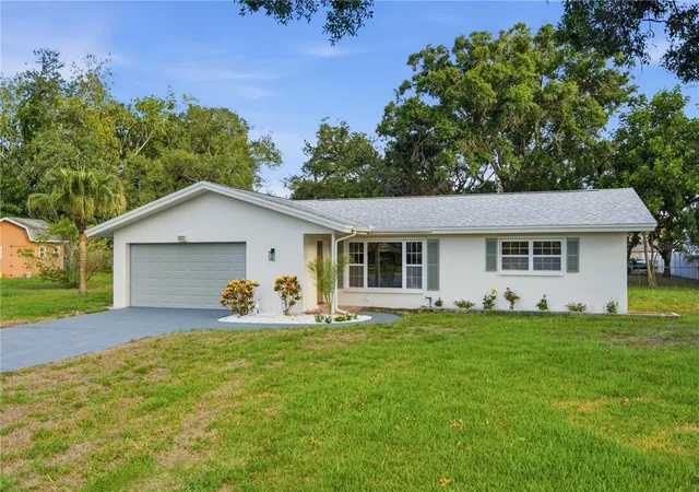 Photo 3 of Single family home for sale at 1920 Canadiana Ct, Dunedin, FL 34698 | MLS# TB8530269 | Listing updated on 2026-10-28