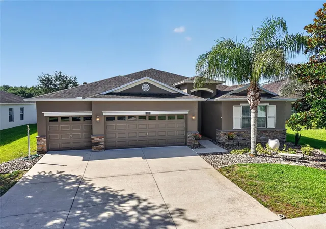 3rd image of 5828 Puzo Pl, Mount Dora, FL 32757 | MLS# G5115236