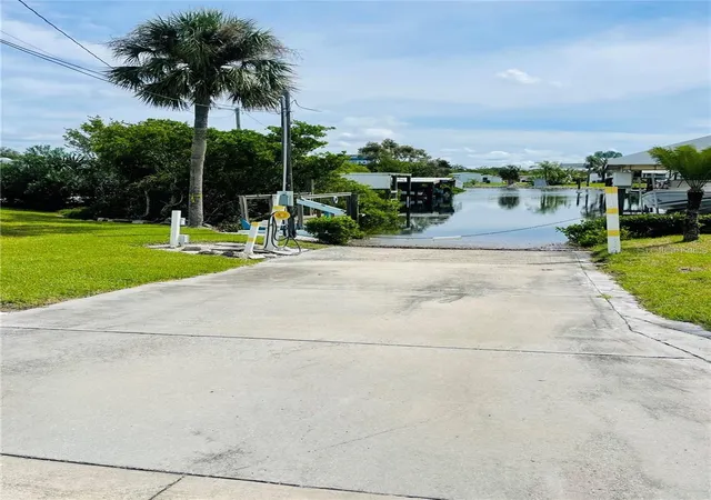 2nd image of 160 New York St, Palmetto, FL 34221 | MLS# A4700381