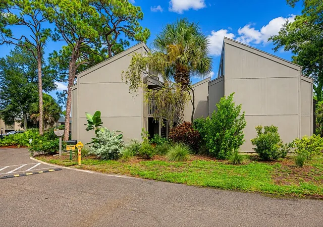 3rd image of 701 Pine Run Dr, Osprey, FL 34229