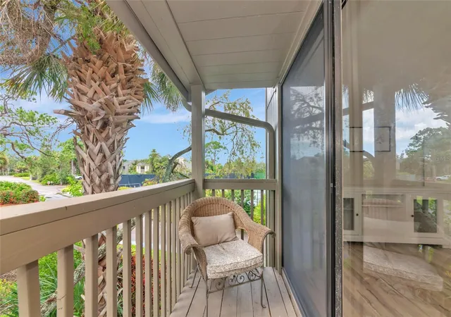 5th image of 701 Pine Run Dr, Osprey, FL 34229