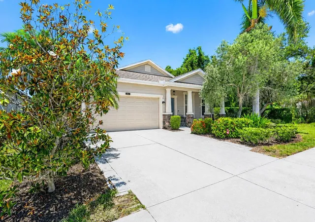 Photo 2 of Single family home for sale at 5512 Mang Pl, Sarasota, FL 34238 | MLS# A4700417 | Listing updated on 2026-08-21