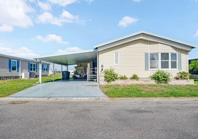 1st image of 9107 34th Ave E, Palmetto, FL 34221 | MLS# A4700429