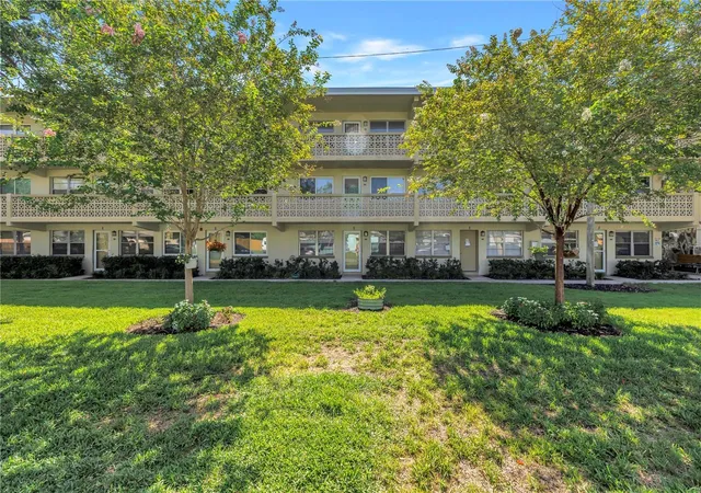 Photo 1 of Sale Pending at 1051 79th Avenue N #105, Saint Petersburg, FL 33702 | MLS# TB8530614 | Listing updated on 2026-08-20