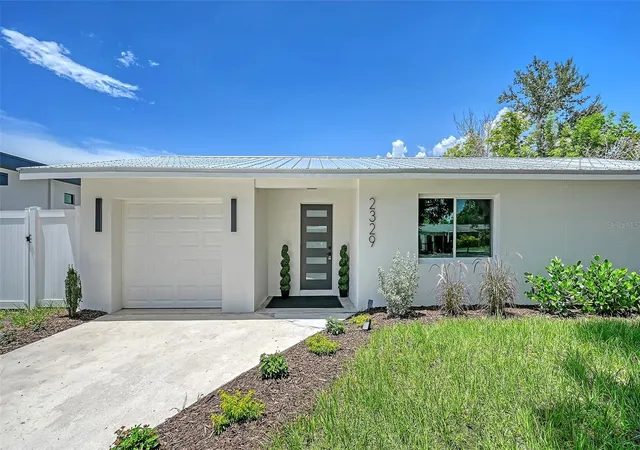 2nd image of 2329 Rose St, Sarasota, FL 34239 | MLS# A4700465