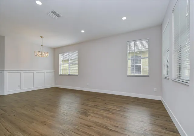 4th image of 1712 Atlantic Dr, Ruskin, FL 33570 | MLS# TB8530760