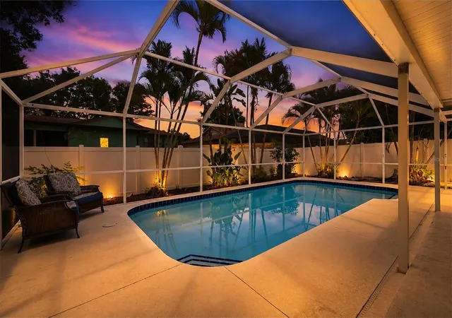 Photo 2 of Single family home for sale at 4089 King Richard Dr, Sarasota, FL 34232 | MLS# A4700495 | Listing updated on 2026-08-20