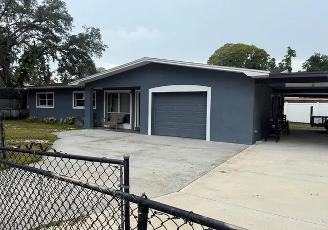 Photo 3 of Single family home for sale at 1827 Heather Ave, Tampa, FL 33612 | MLS# TB8530798 | Listing updated on 2026-08-28