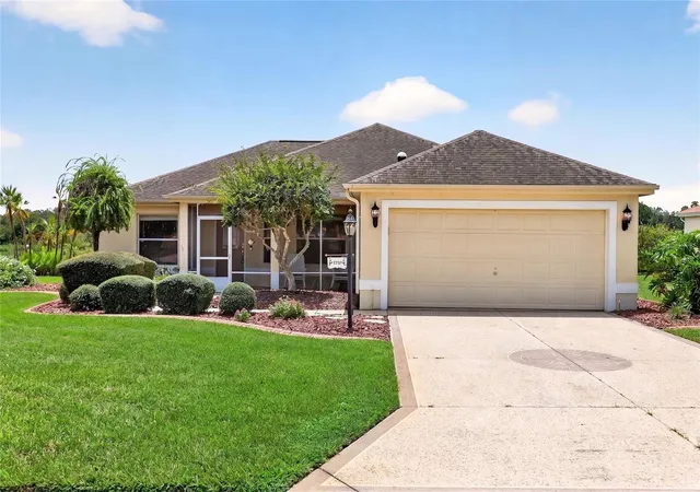 1st image of 1719 Carrera Dr, Lady Lake, FL 32159 | MLS# G5115310