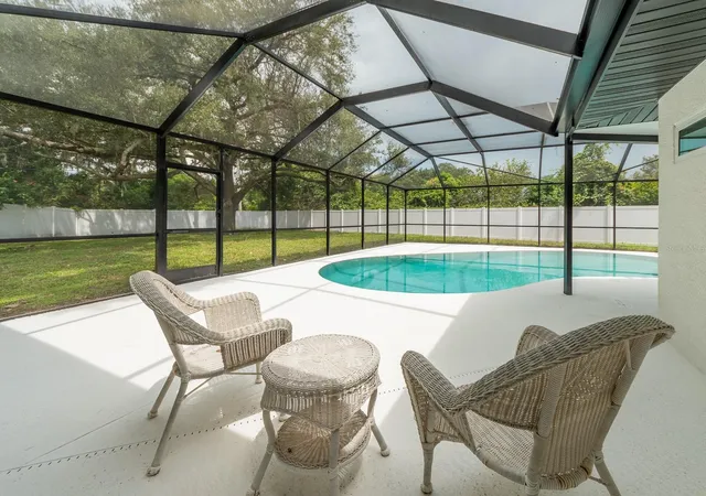 4th image of 1967 Castille Dr, Dunedin, FL 34698 | MLS# TB8530842