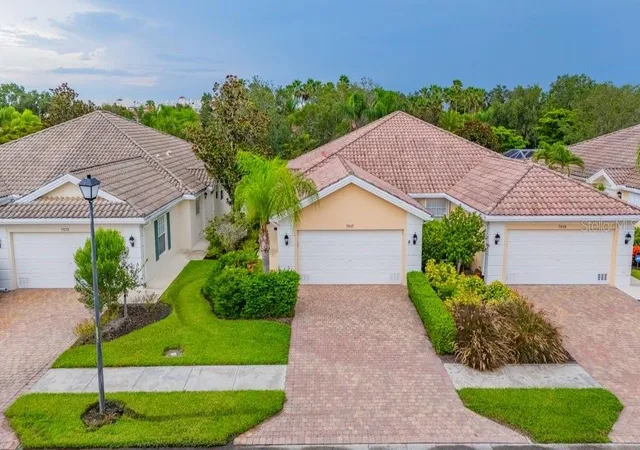 Photo 2 of Single family home for sale at 7617 Camminare Dr, Sarasota, FL 34238 | MLS# A4700528 | Listing updated on 2026-08-18