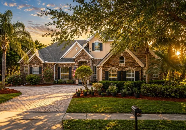 Photo 3 of Single family home for sale at 1724 Bridgets Ct, Kissimmee, FL 34744 | MLS# S5154057 | Listing updated on 2026-09-04