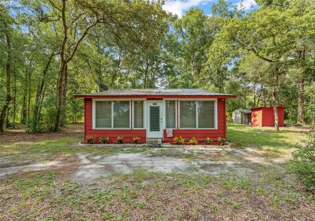 1st image of 4935 Sw 124th Ln, Webster, FL 33597 | MLS# G5115325