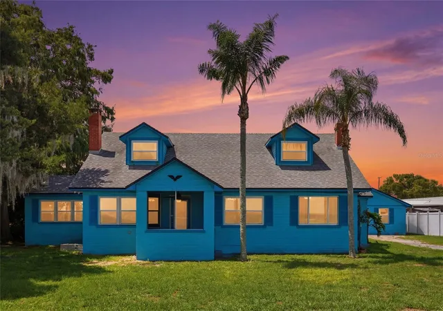 Photo 1 of Single family home for sale at 211 Lakeshore Blvd, Kissimmee, FL | MLS# O6426620 | Listing updated on 2026-10-29
