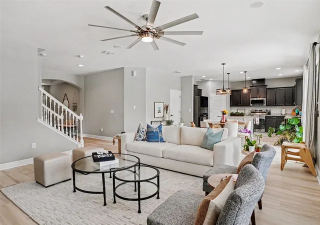 Photo 4 of Single family home for sale at 9572 Waterway Psge Dr, Winter Garden, FL 34787 | MLS# O6426624 | Listing updated on 2026-10-10