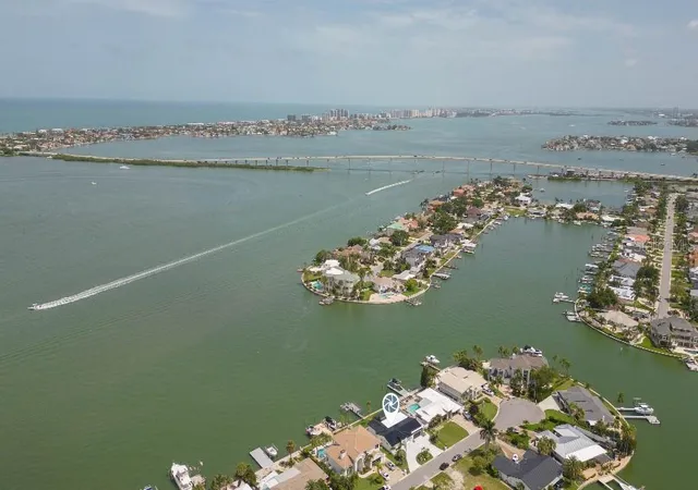 4th image of 306 Buttonwood Ln, Largo, FL 33770 | MLS# TB8530954