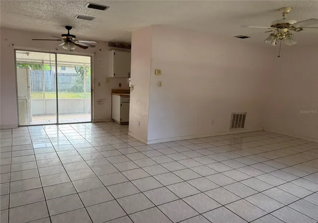 2nd image of 2479 Kimberly Dr, Deltona, FL 32738 | MLS# O6426647
