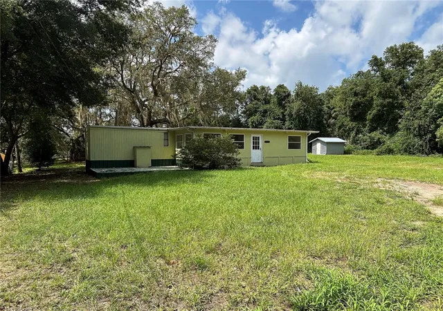 Photo 1 of Manufactured home for sale at 18274 Se 22nd Place, Silver Springs, FL 34488 | MLS# OM728850 | Listing updated on 2026-09-25