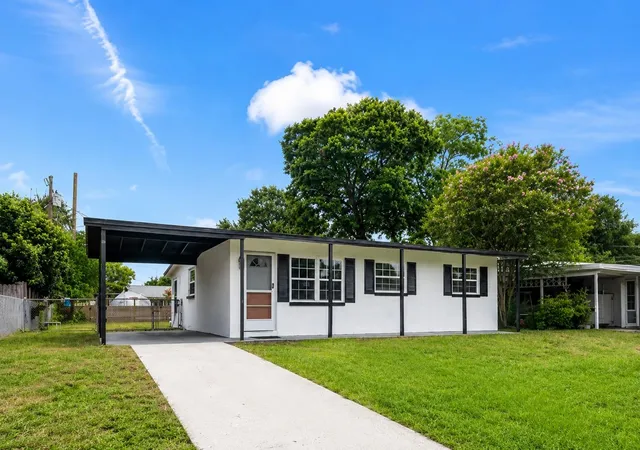 Photo 1 of Single family home for sale at 2204 Shelby Dr, MELBOURNE, FL 32935 | MLS# O6426704 | Listing updated on 2026-10-15